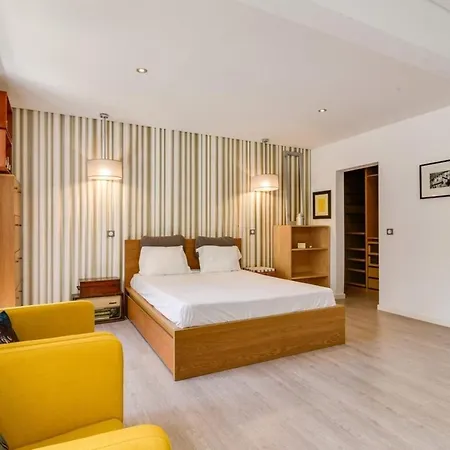 Apartamento Charming 2 Bedroom At Restelo
