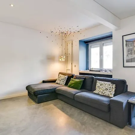 Charming 2 Bedroom At Restelo Apartment *